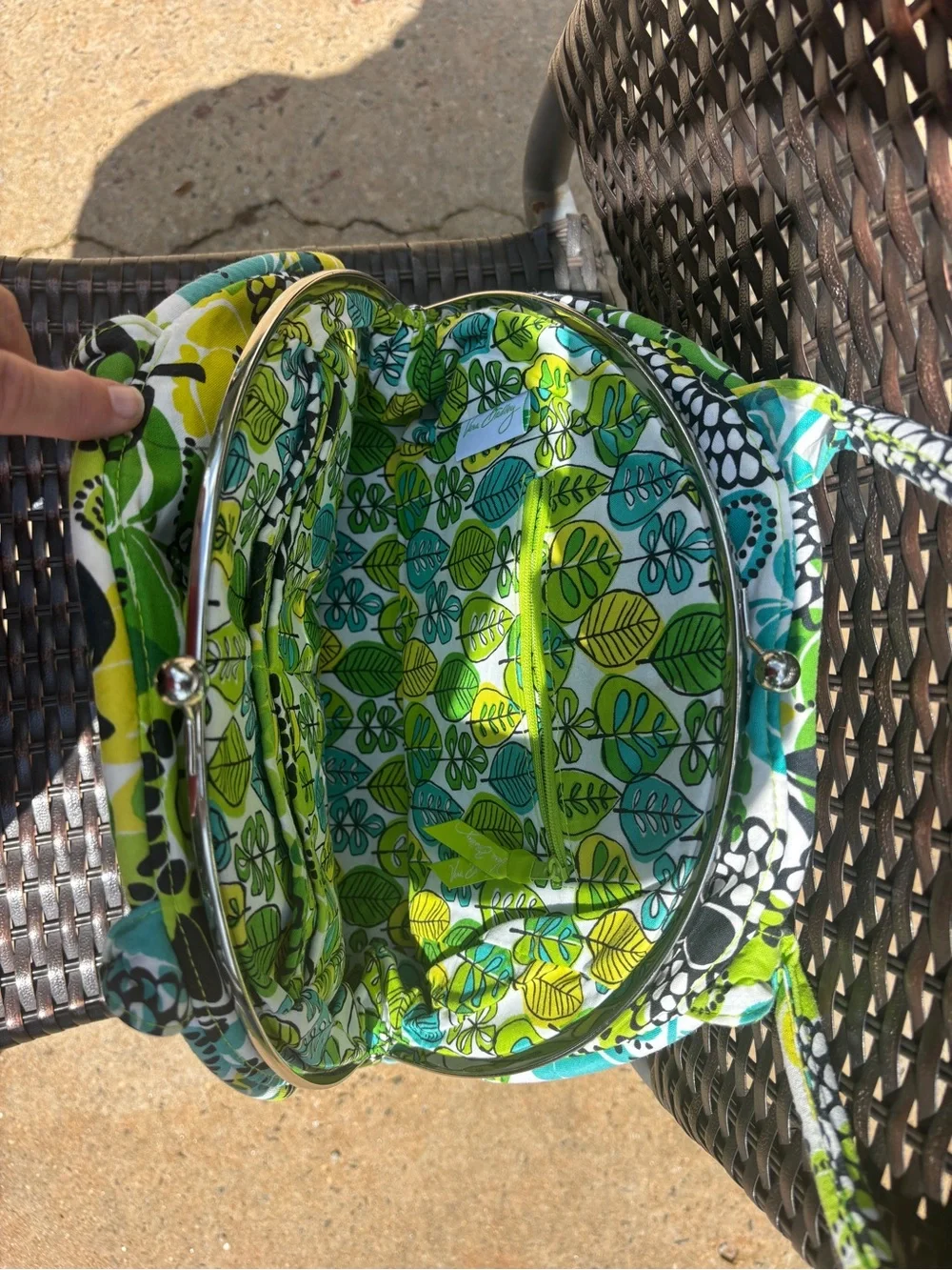 Vera Bradley “Limes up” eloise kiss-lock shoulder bag